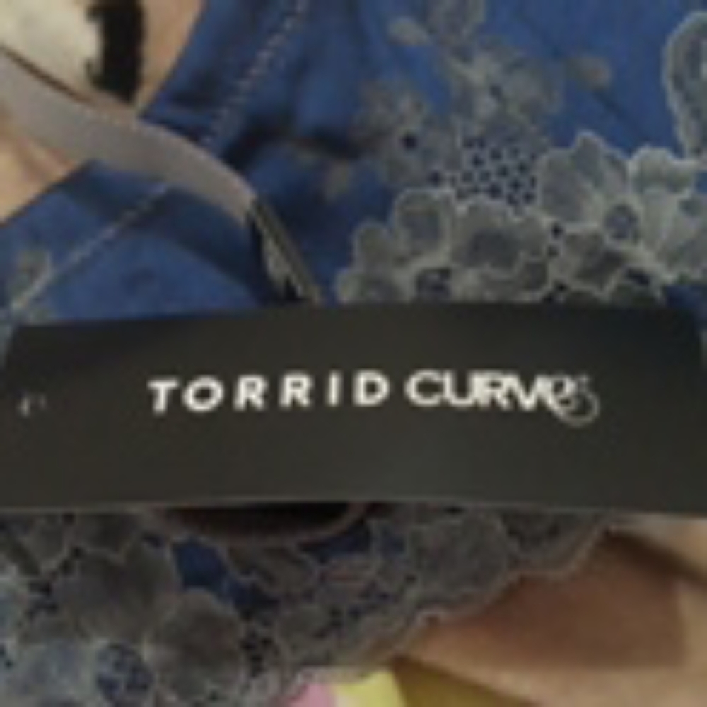 3 Bran New Torrid. Bra's.